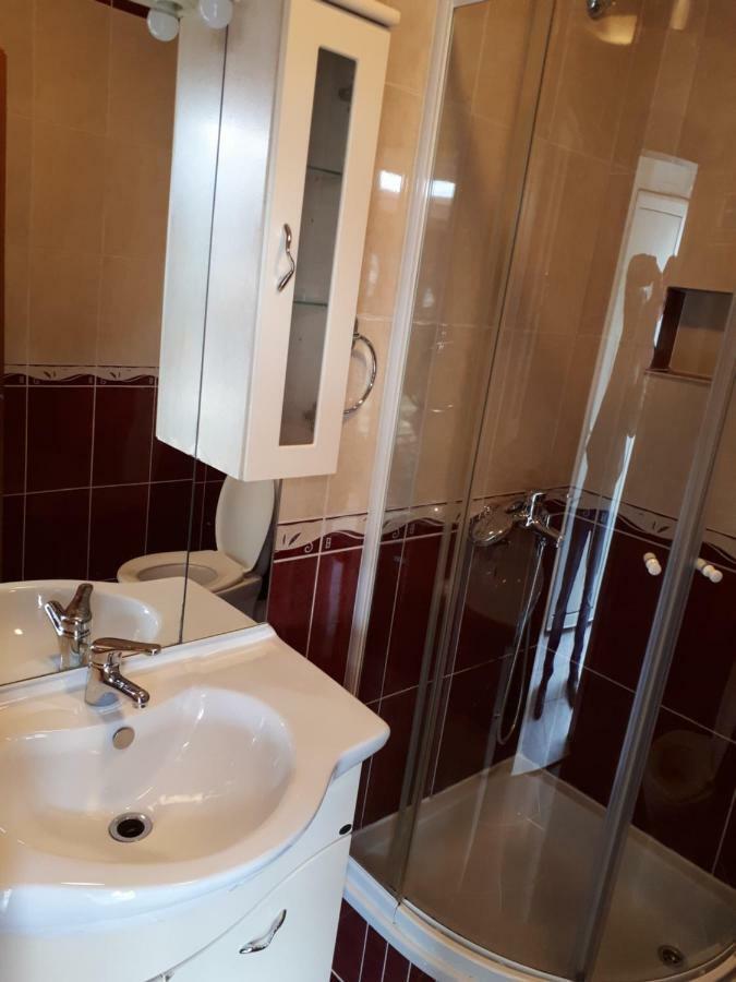 Seaside Apartment For 2 P Trogir Bagian luar foto